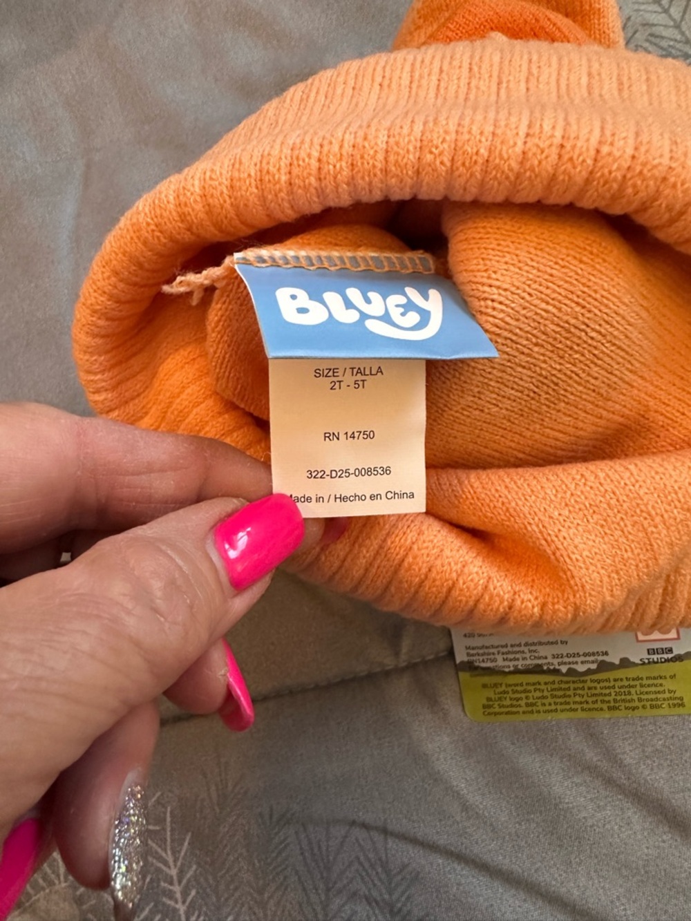 NWTS Bluey “Bingo” Character Orange Toddlers 2T-5T Beanie & Mittens Set - Picture 5 of 5